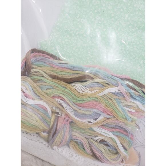 Vintage Precious Moments Crewel Pillow Kit GOD BLESS OUR HOME first home gift - Picture 6 of 6